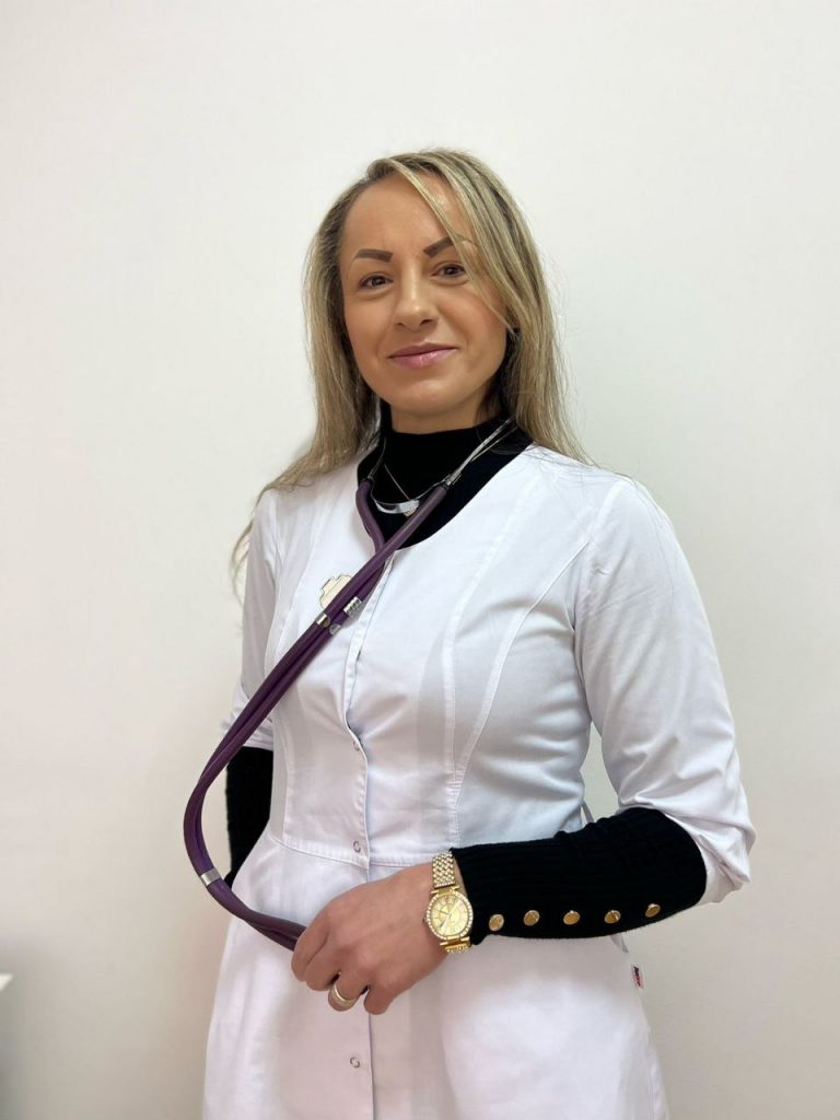 Синякова Наталя Адамівна